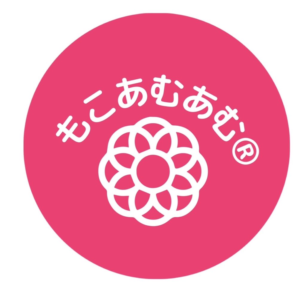 もこあむあむ®︎ ロゴ